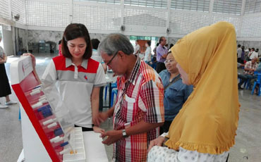 ตรวจสุขภาพประชาชนในกิจกรรม ตรวจสุขภาพชุมชนบางปลา